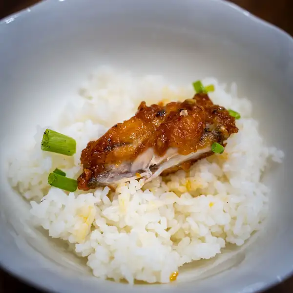 Fried chicken on rice